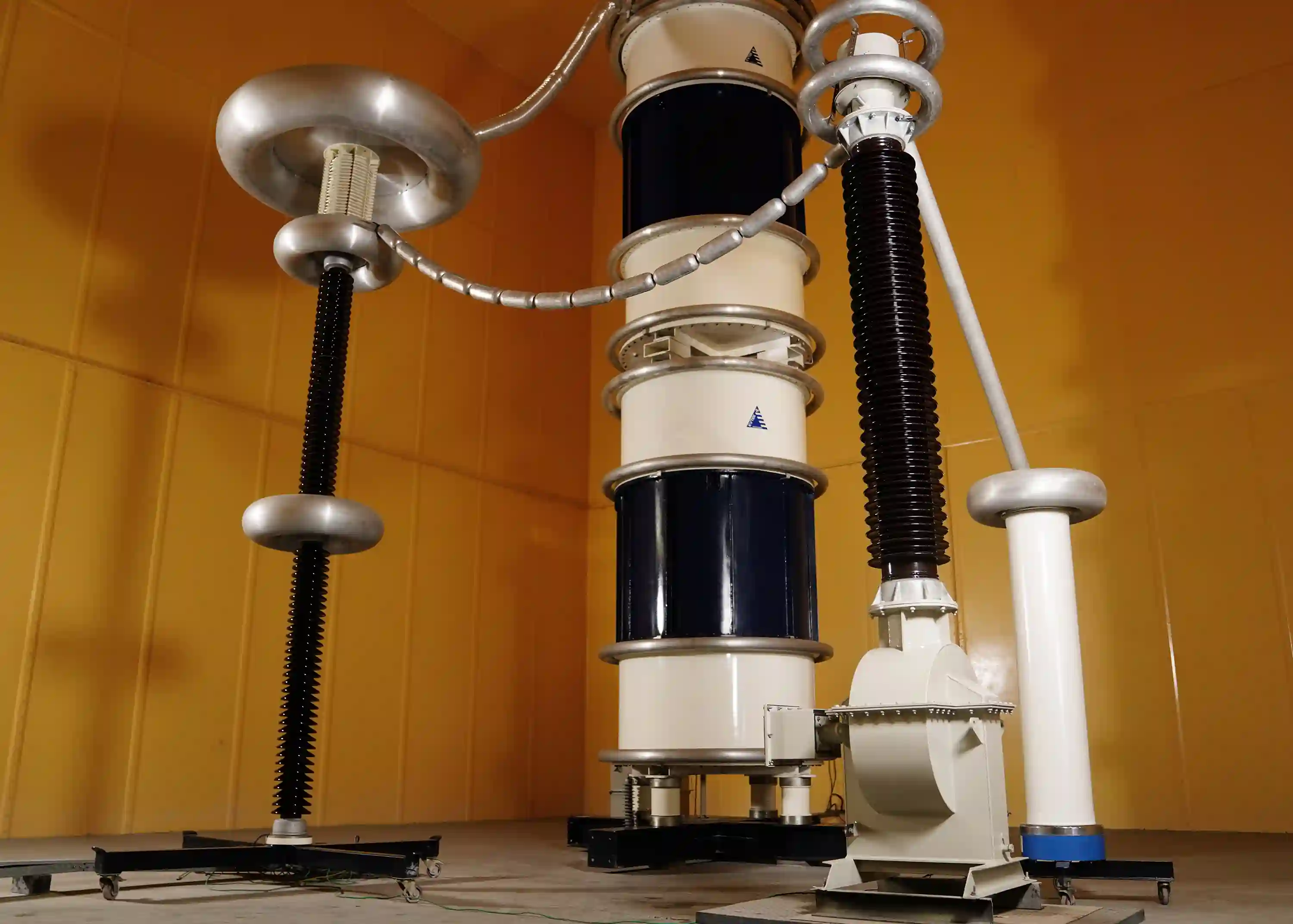 700kV High Voltage Test Lab